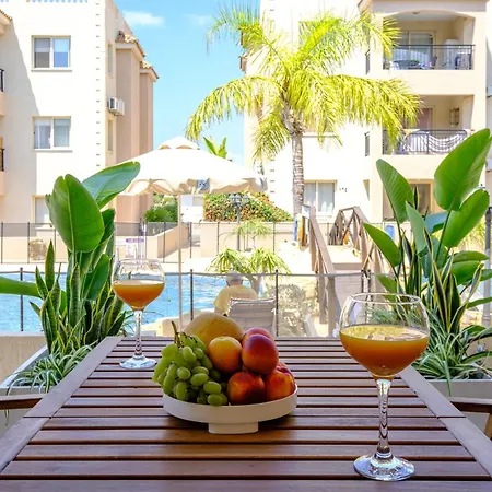 Apartment Oliva Poolside By Nomads
