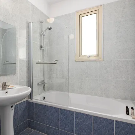 Oliva Poolside By Nomads Πάφος